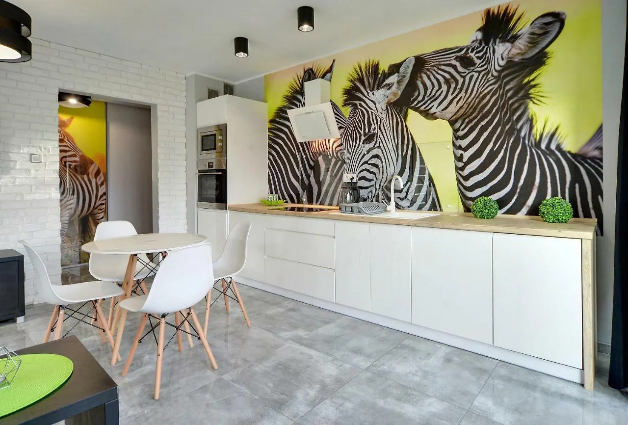 Apartament Sun & Ski Willa K2 Black & White Karpacz Poland